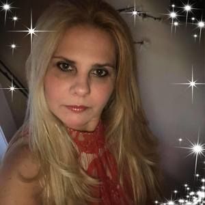 Meet your Posher, Ivette